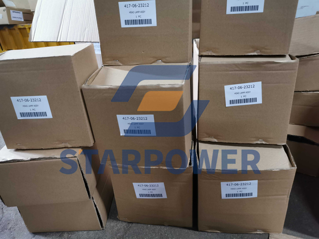 417-06-23212 KOMATSU HEAD LAMP