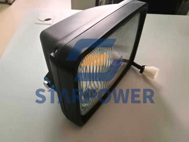 424-06-23210 KOMATSU LAMP