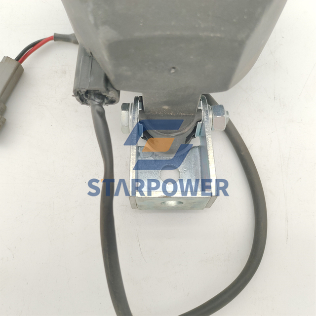 423-54-43790 Komatsu WORK LAMP