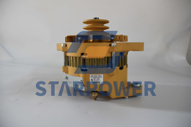 600-825-9821 KOMATSU ALTERNATOR